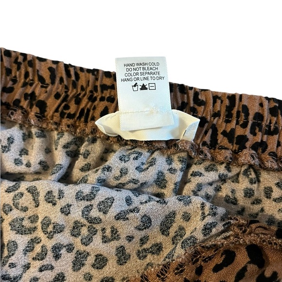 Urban Romantics Leopard Print Ruched Skirt Size S | Adjustable Slit Midi - Picture 8 of 8